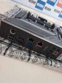 Ryzen placa base MSI MAG B550 Tomahawk AMD  AM4