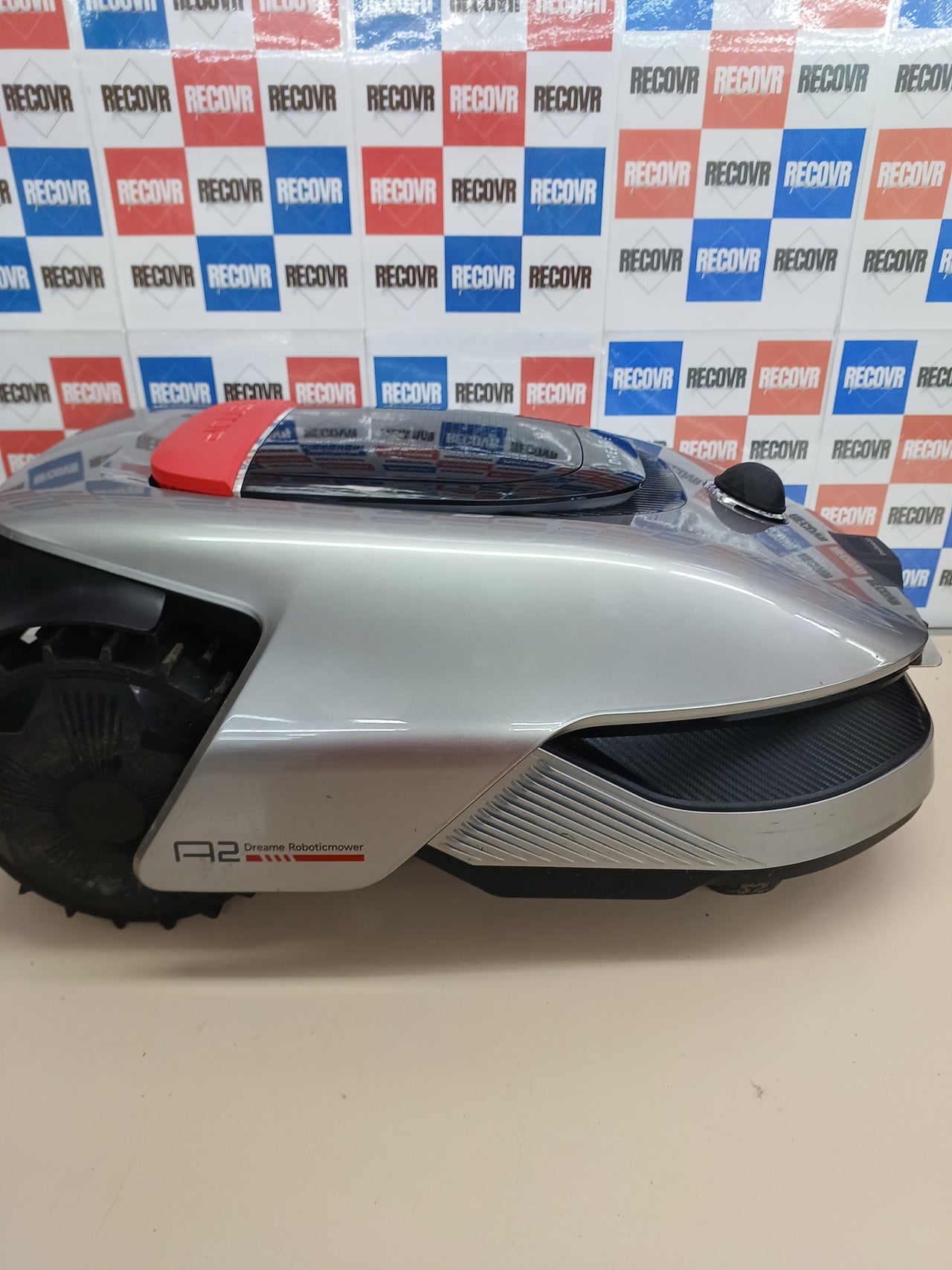 Robot cortacésped con IA y mapeo automático – Dreame