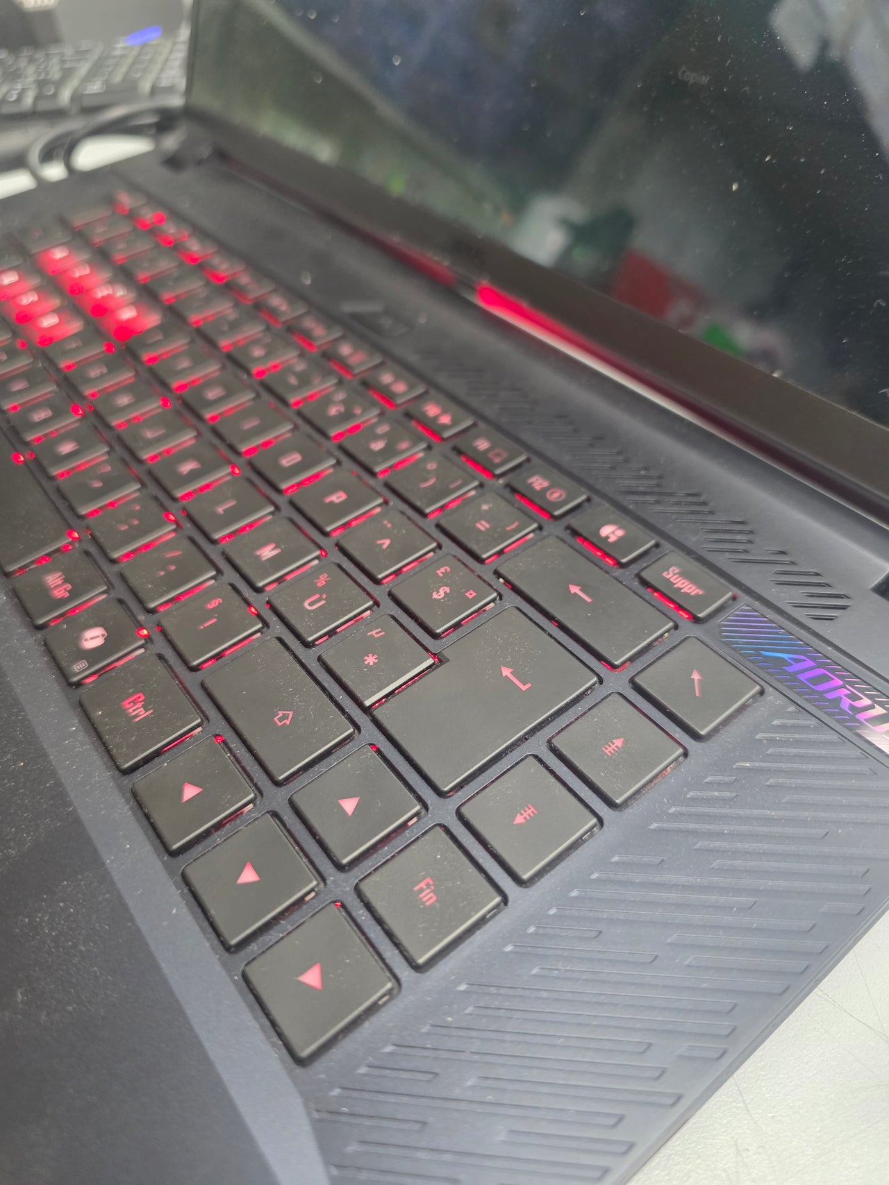 Portátil gaming Gigabyte Aorus Master 16 240 Hz IntelCore Ultra 9