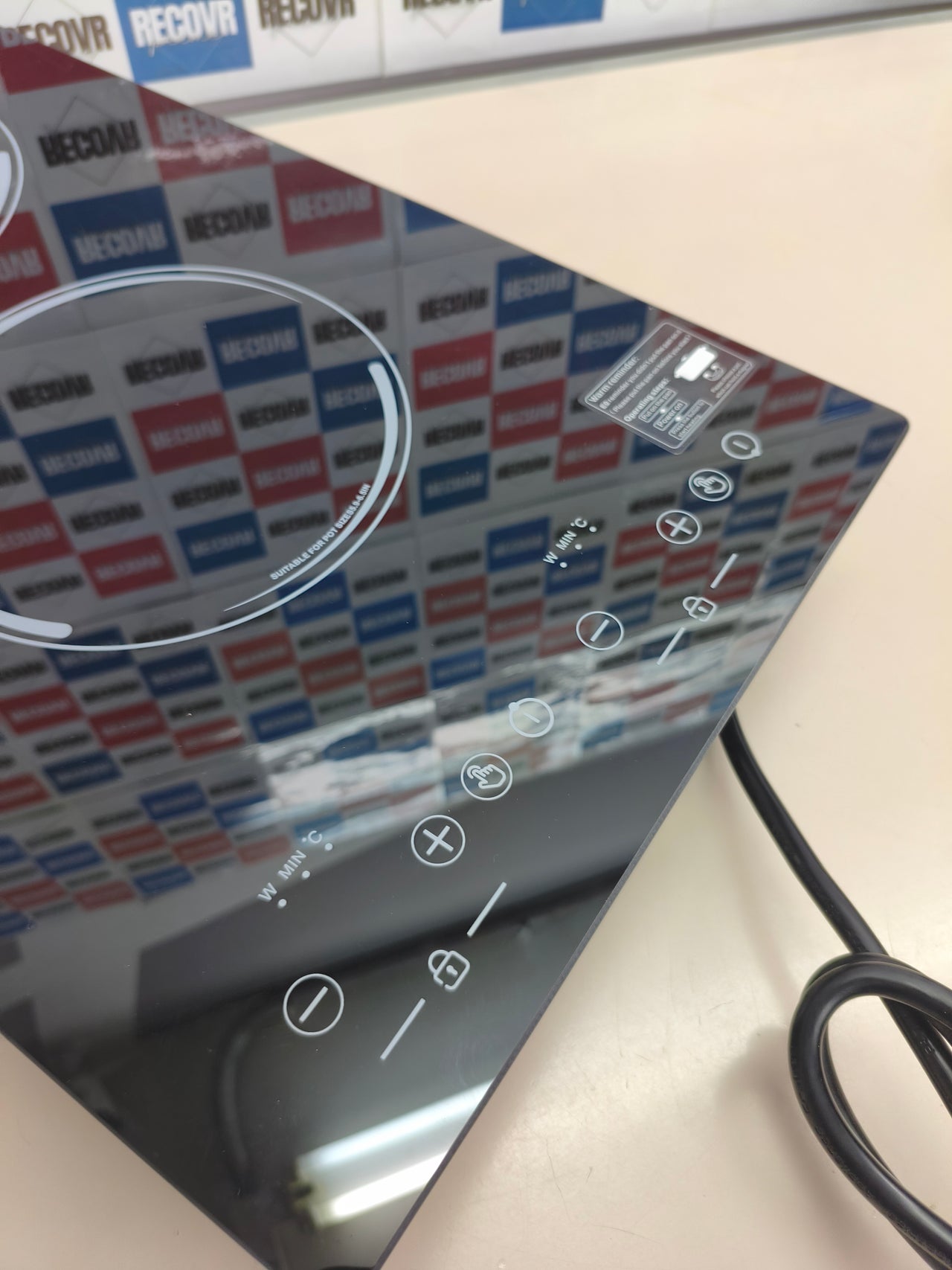 Placa de inducción GTKZW de 2 fuegos y 3600 W con 9 niveles