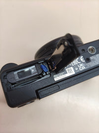 Sony ZV-1F para vlogs, 4K, pantalla multiángulo, negra