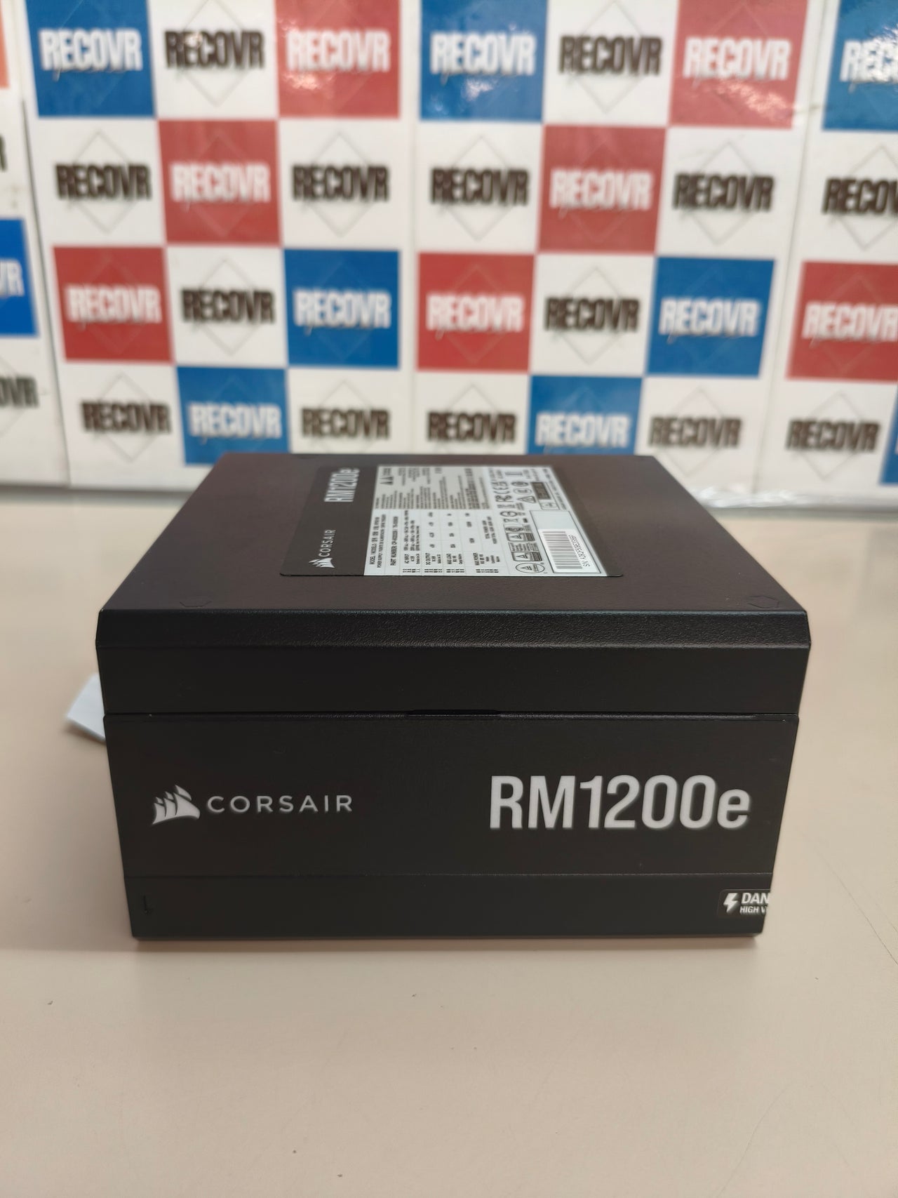 CORSAIR RM1200e, fuente ATX modular 1200W, negra