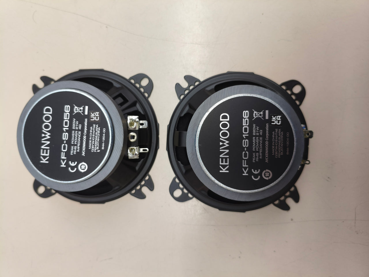 Altavoces para coche de 10 cm (4 pulgadas), doble cono, 21 W RMS.