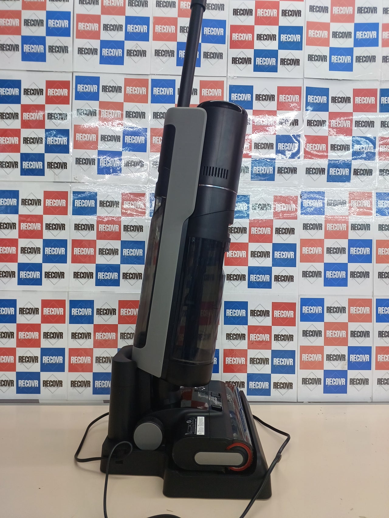 Aspirador húmedo/seco 18kPa 50min 180° - Dreame