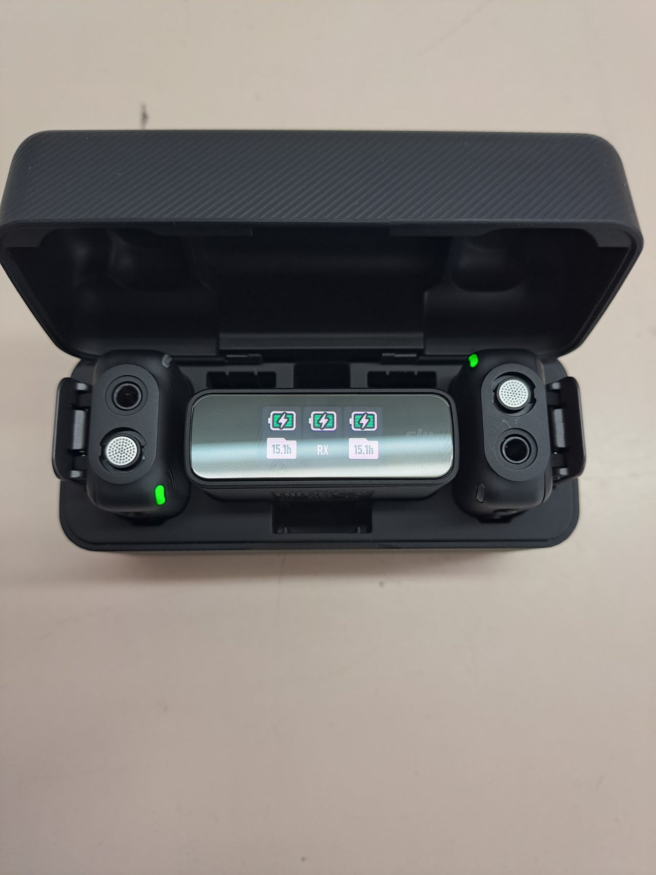 DJI Mic micrófono inalámbrico  2 TX + 1 RX con estuche de carga