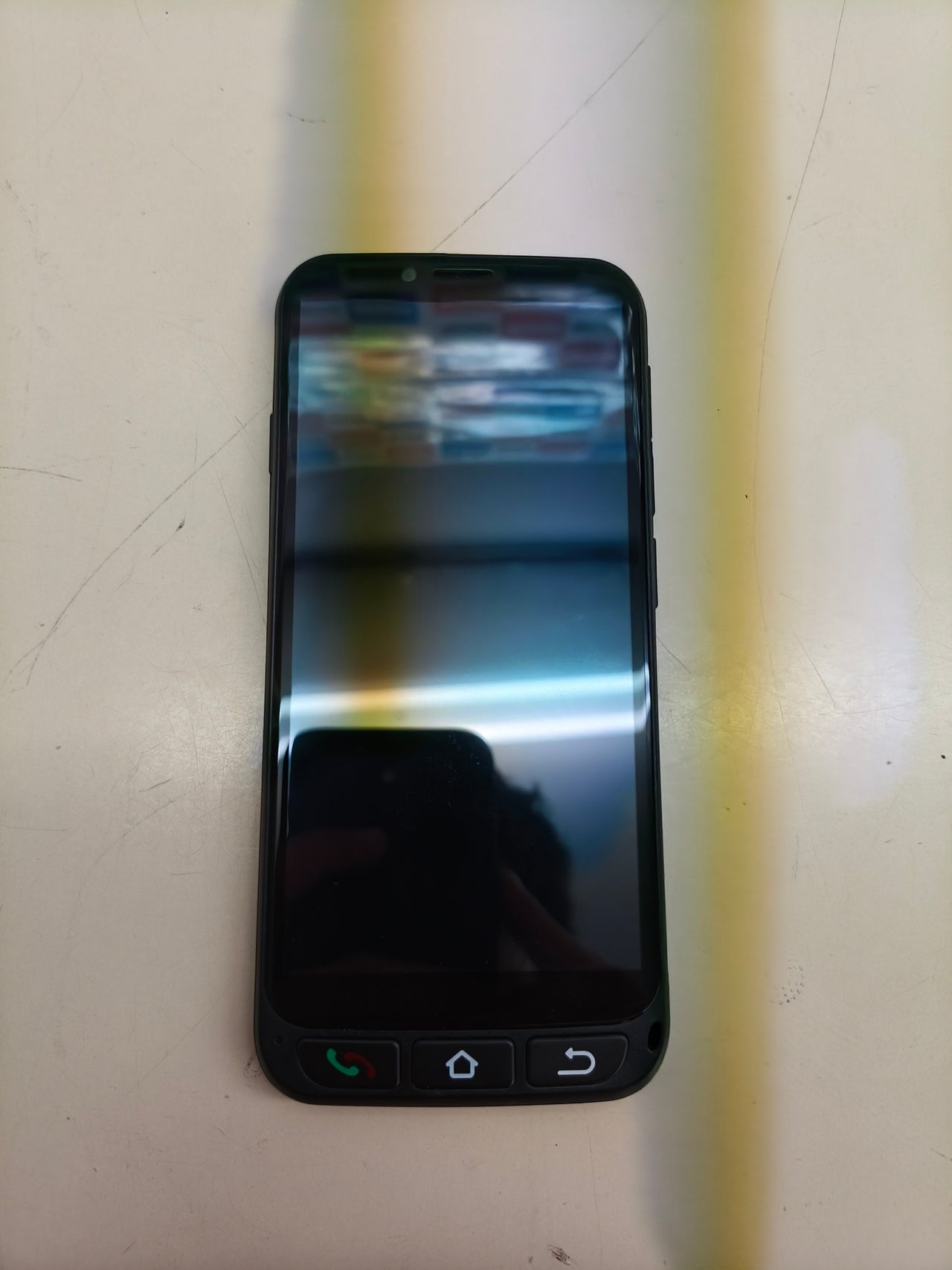 Móvil para mayores SPC Zeus 4G Pro 64GB con botón SOS y base de carga