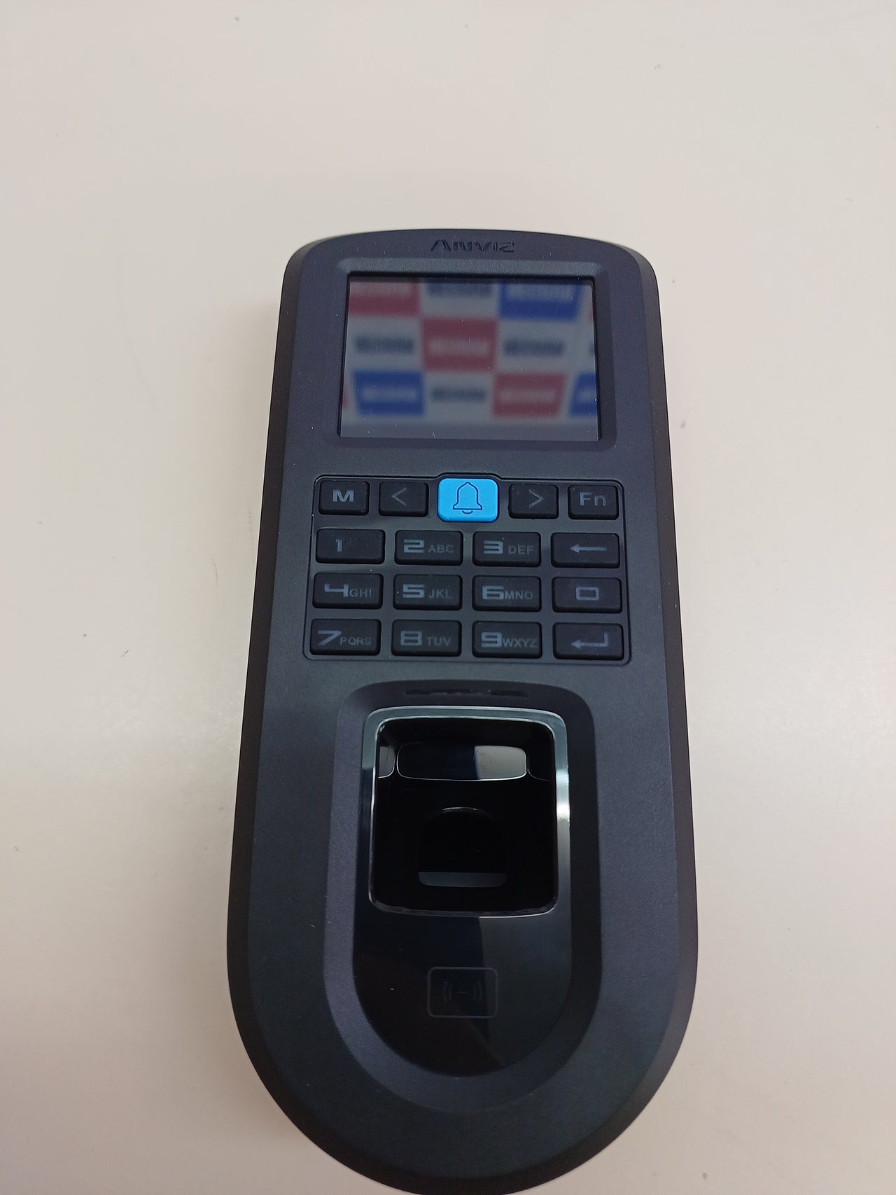 Control Acceso Biométrico, RFID, PIN – Wi-Fi, PoE, LCD 2.4", Linux