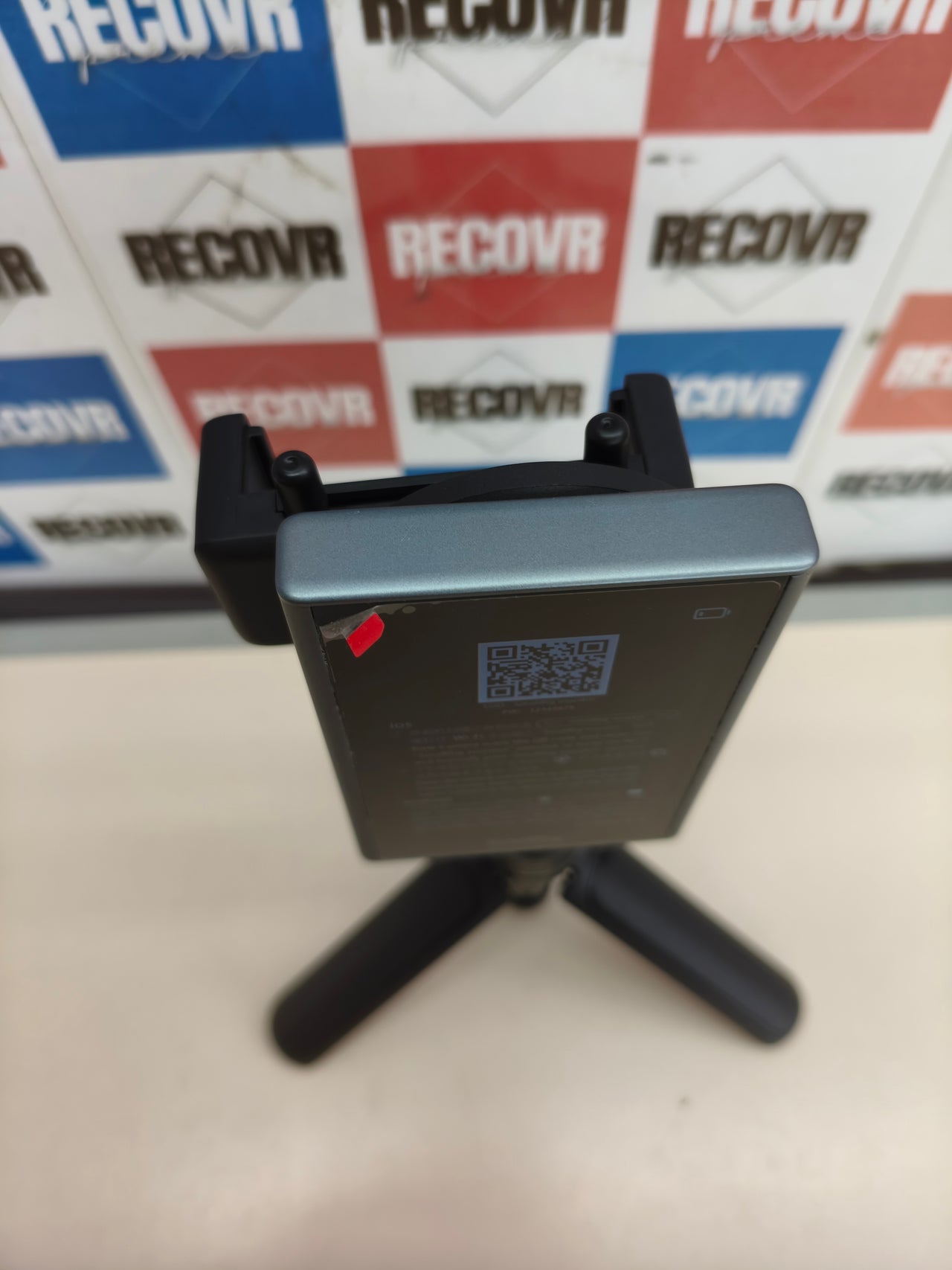 SmallRig Trípode Adaptador Pantalla Inalámbrica