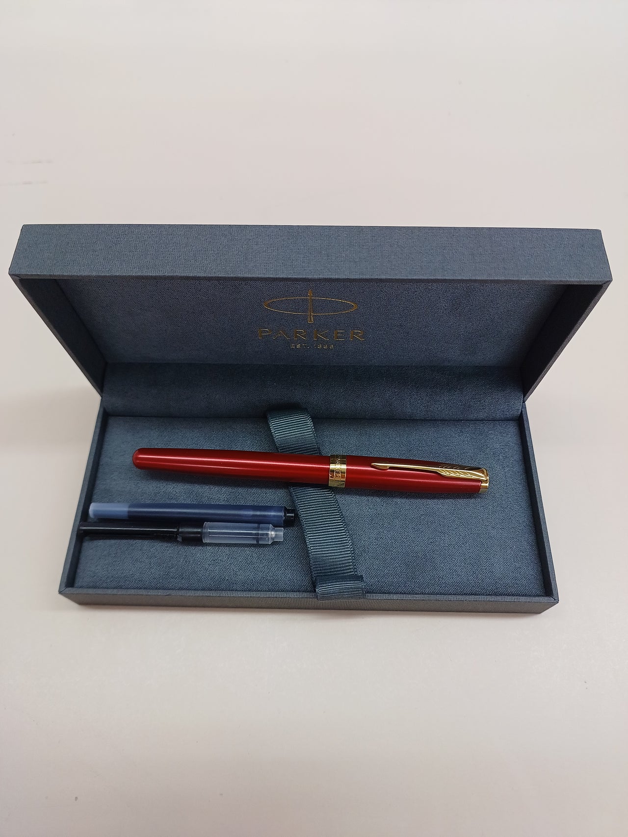 Pluma estilográfica Parker Sonnet Rojo Dorado