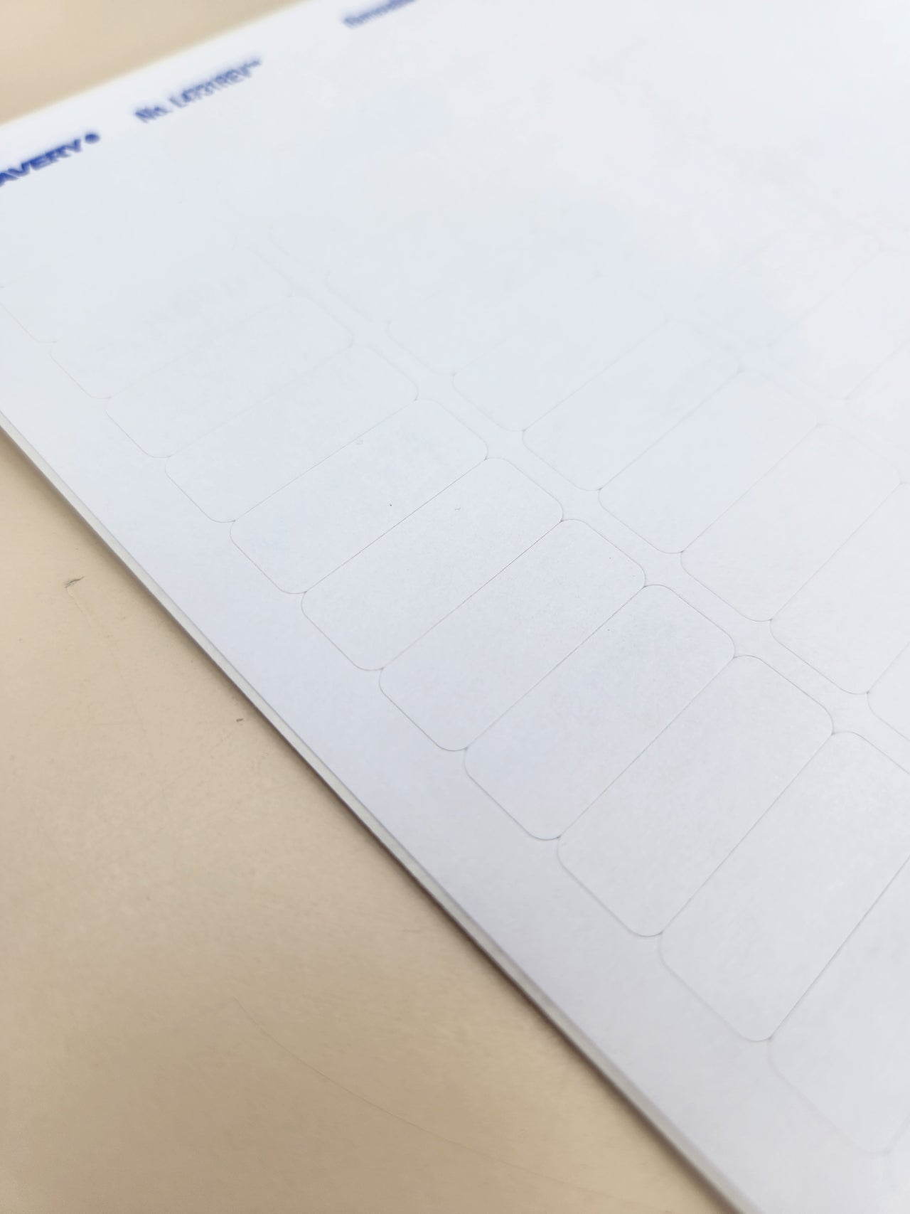 Etiquetas adhesivas de papel blanco 25,4x10mm