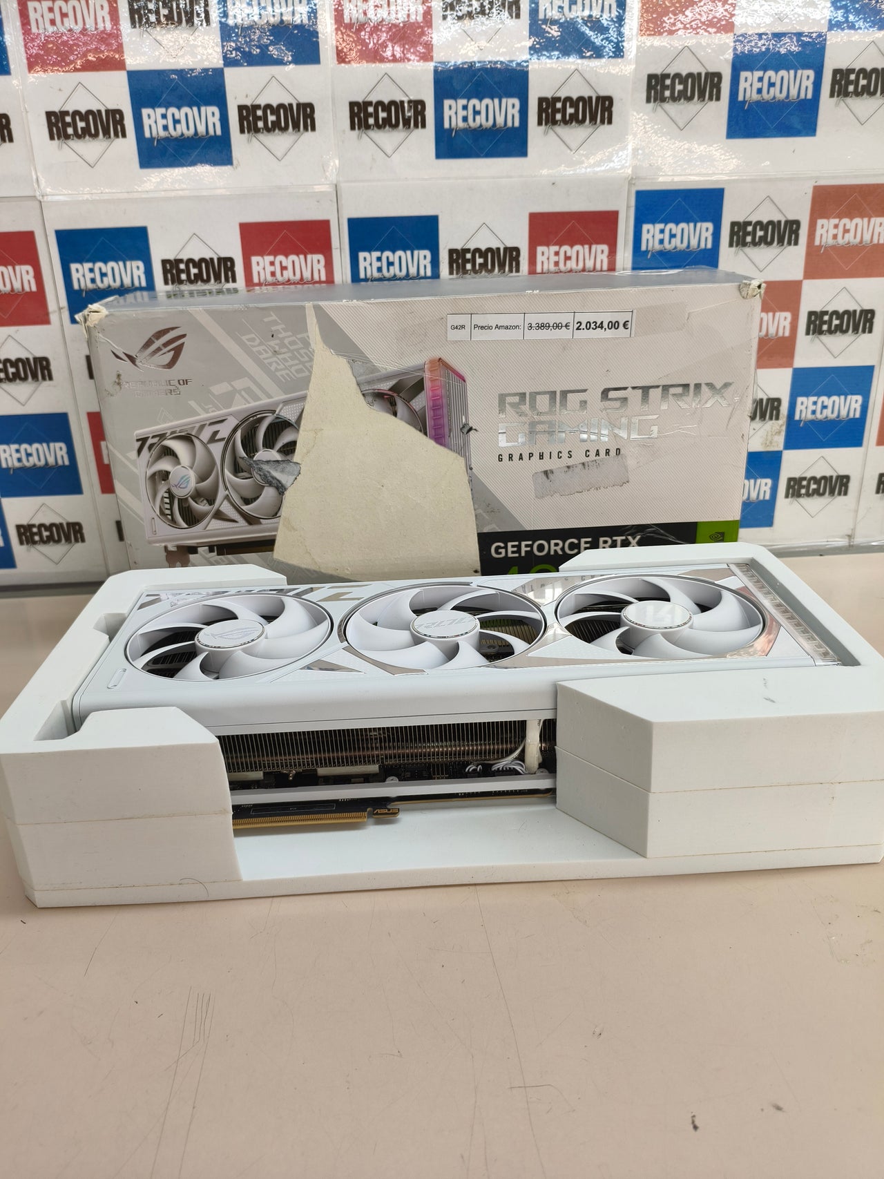 ASUS ROG Strix RTX 4090 Blanco OC, 24 GB GDDR6X