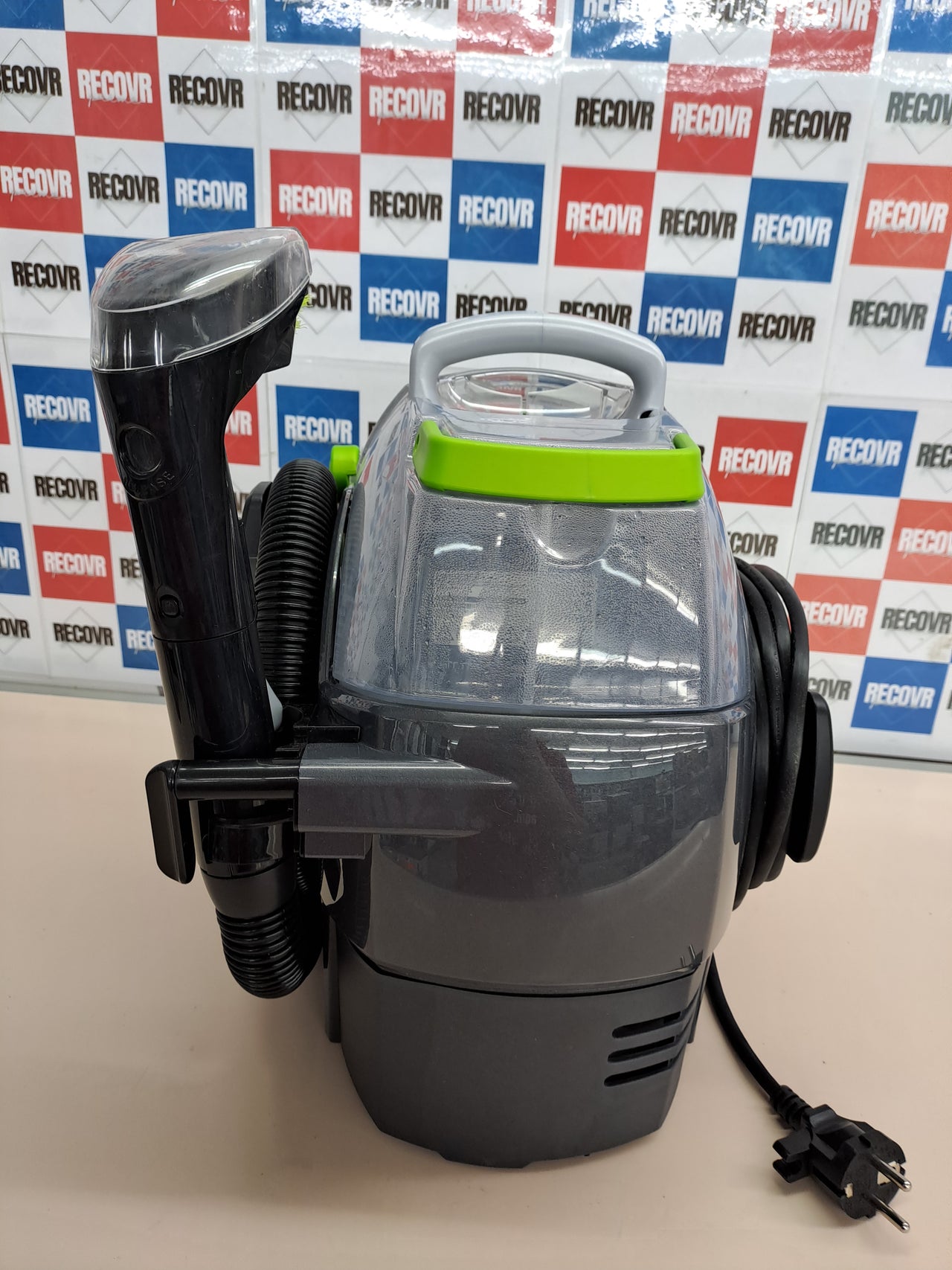 Limpiador tapicerías portátil 750 W – Bissell