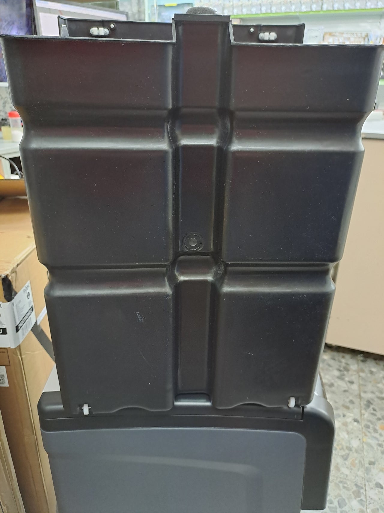 Destructora automática P-4 300  hojas 60L