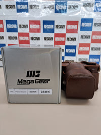 Estuche MegaGear MG1403 para Leica Q-P, Q (Typ 116)
