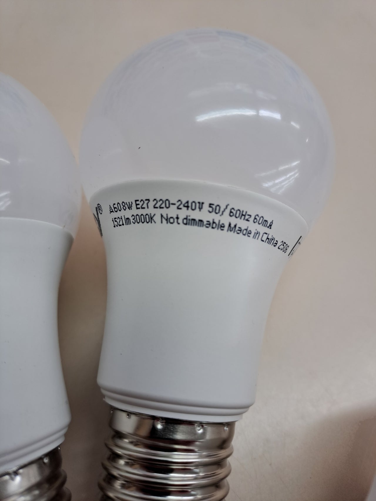 Bombillas LED E27 8W 1521lm cálidas 6 uds GY