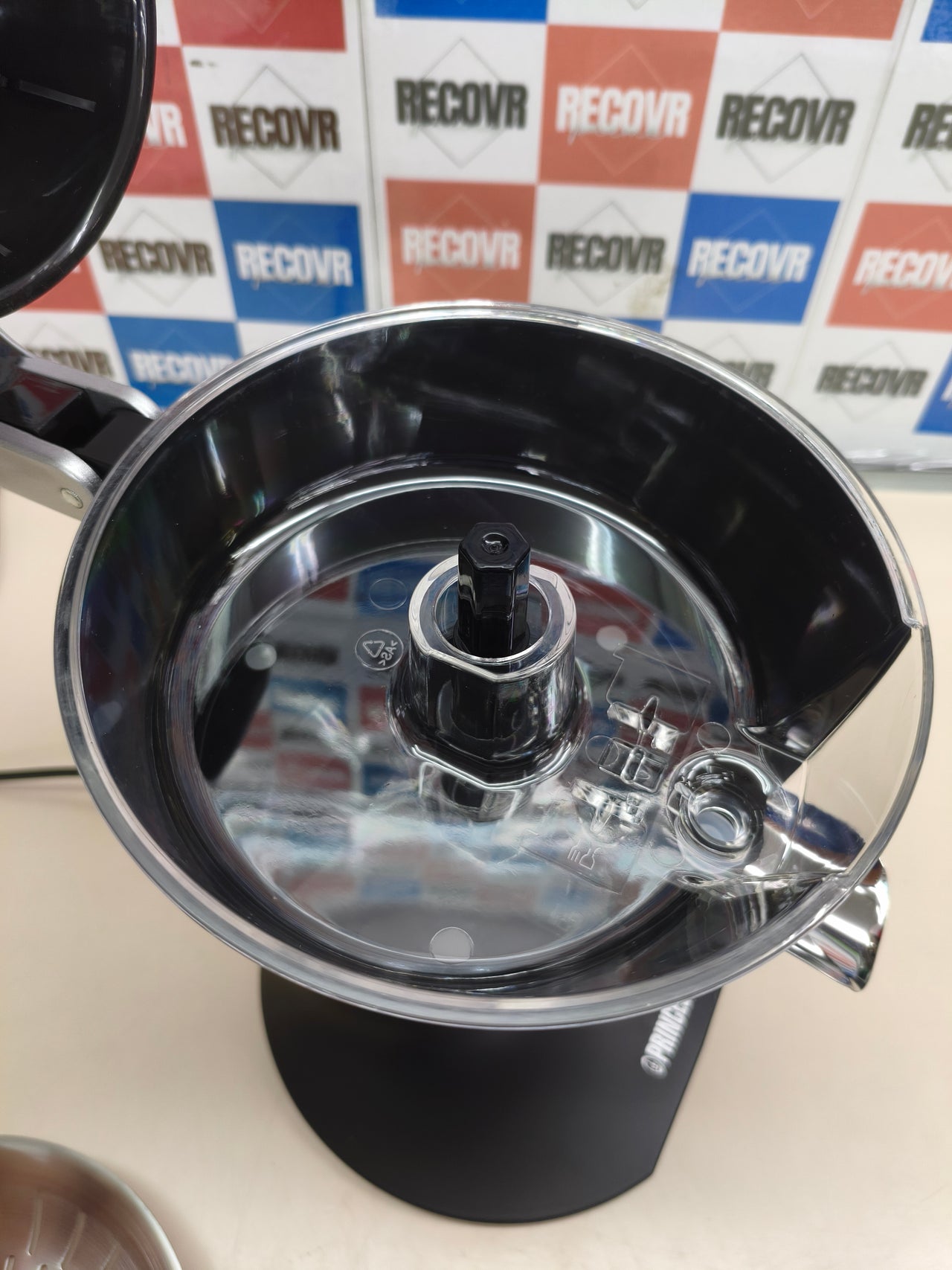 Exprimidor de palanca 300 W con 2 conos inox