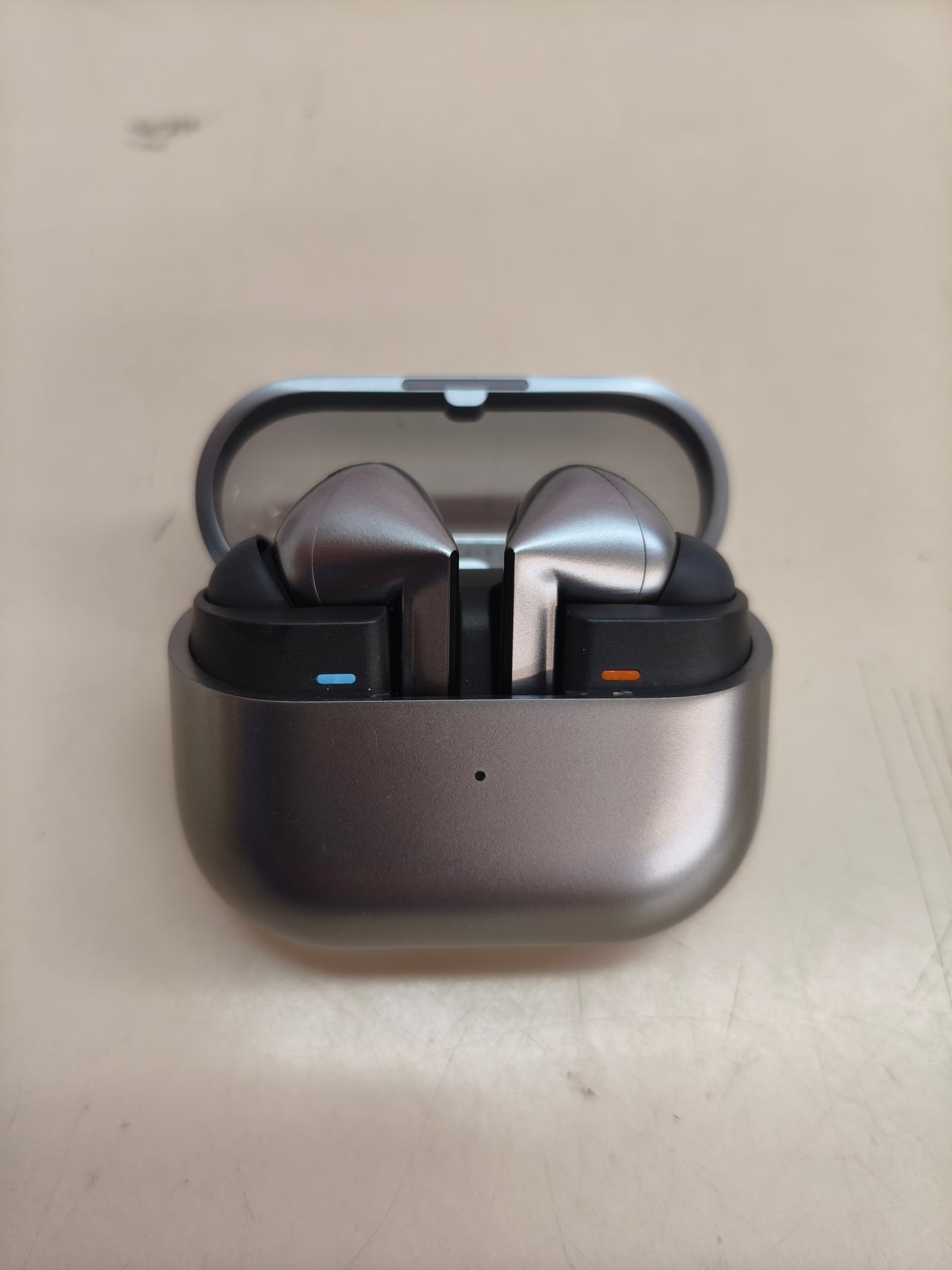 Samsung Galaxy Buds3 Pro, auriculares TWS, Bluetooth, USB-C, plata