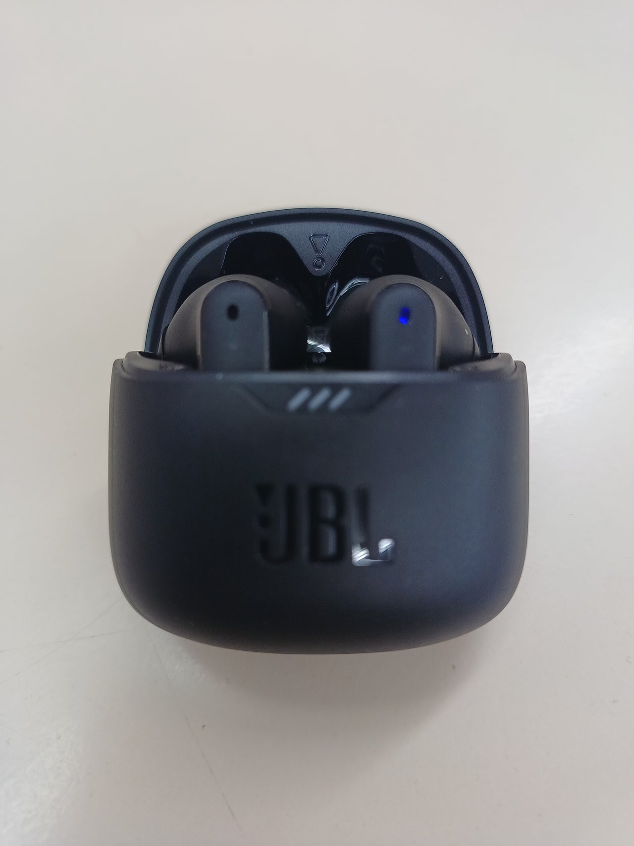 Auriculares inalámbricos JBL cancelación de ruido negros