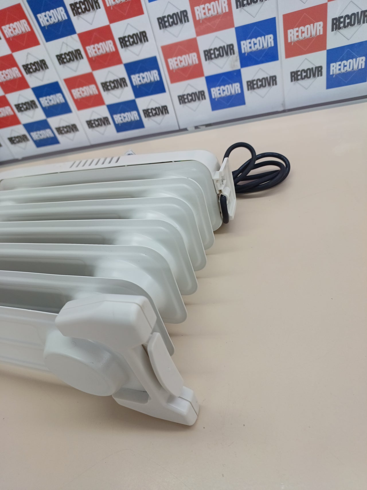 Radiador de aceite 800W Cecotec 7 módulos