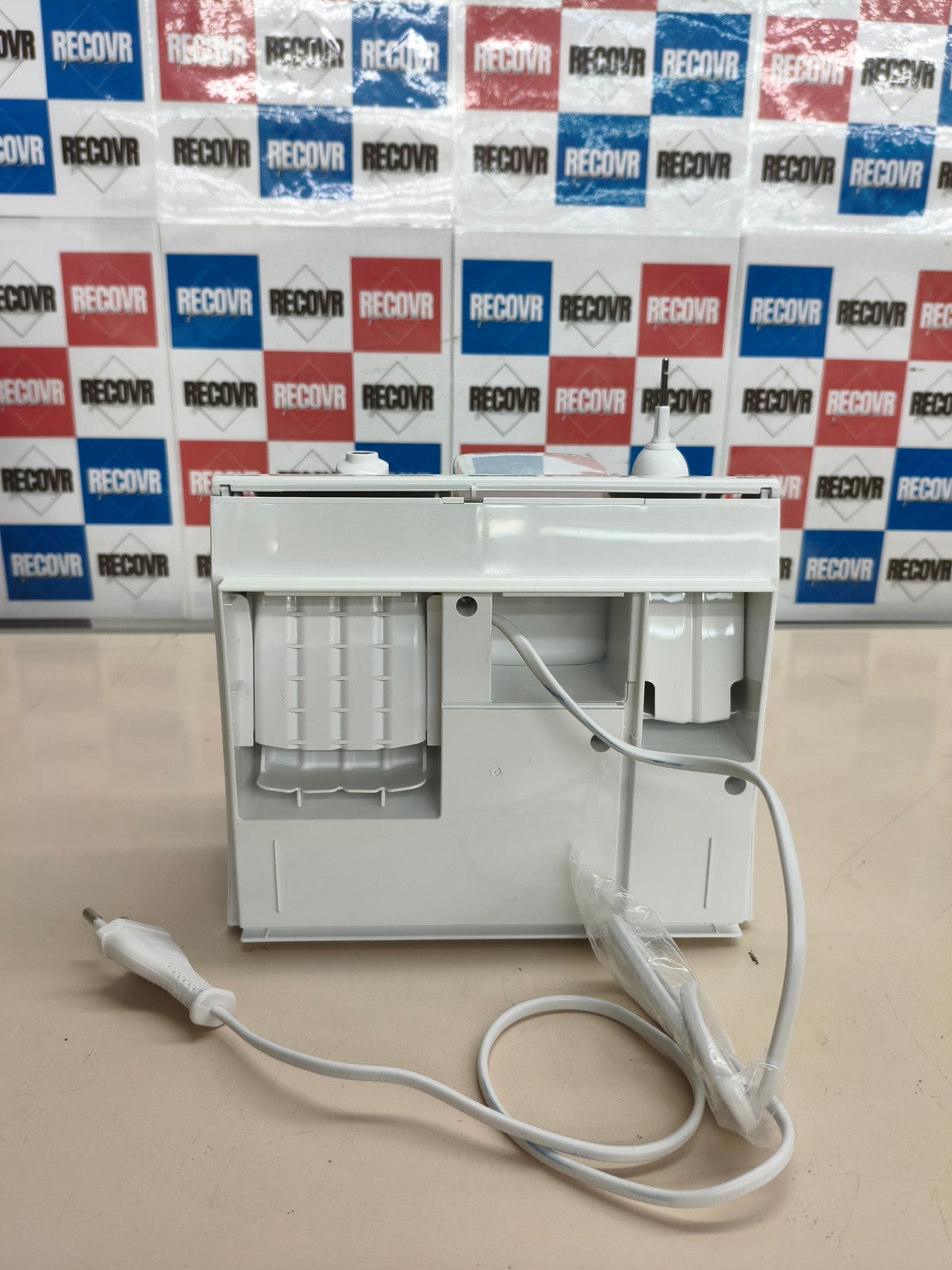 Braun Oral-B Pro 1 con irrigador OxyJet blanco y azul