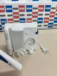 Braun Oral-B Pro 1 con irrigador OxyJet blanco y azul