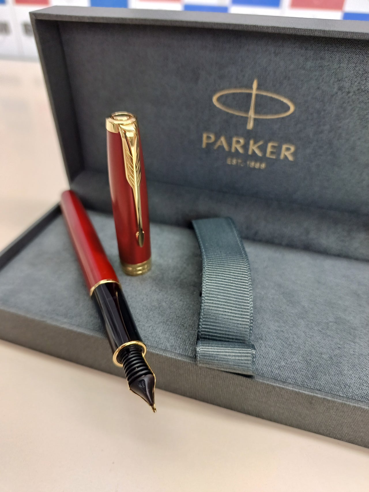 Pluma estilográfica Parker Sonnet Rojo Dorado