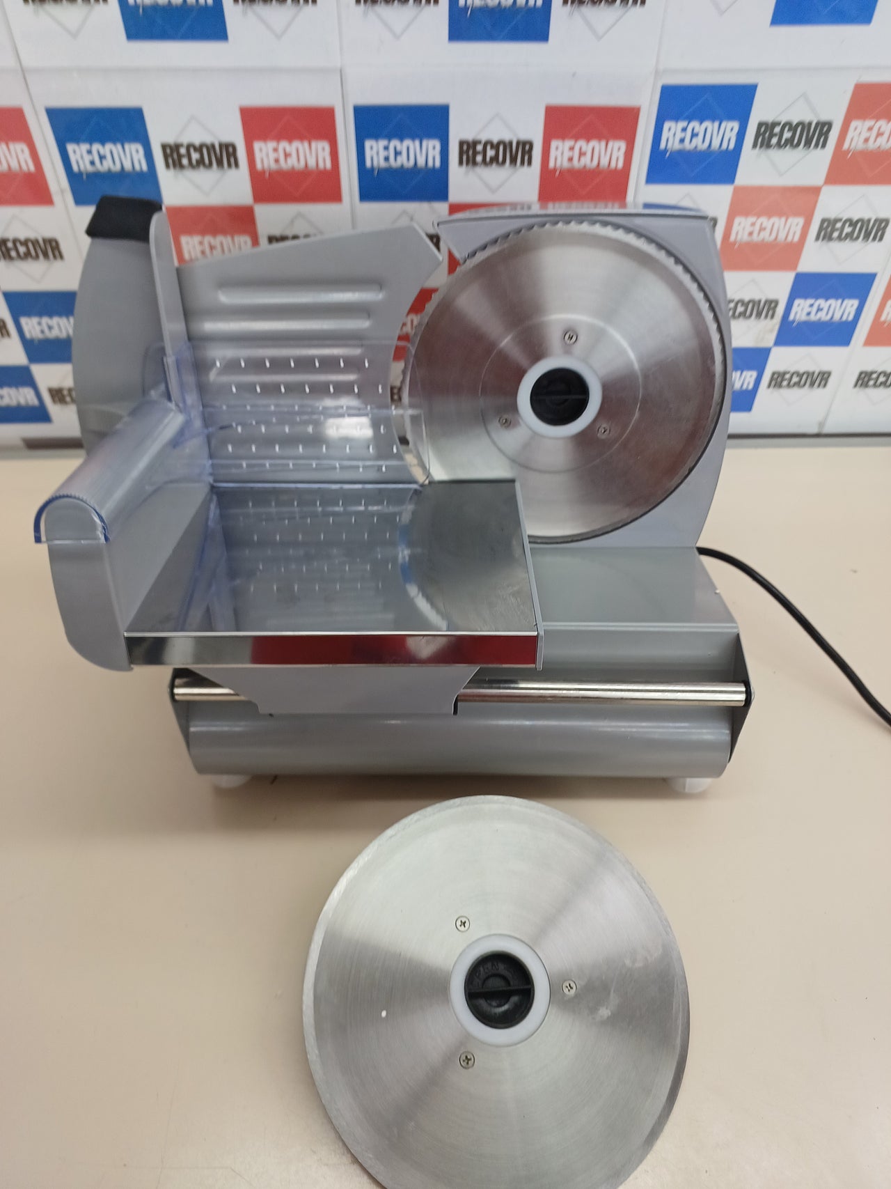 Cortafiambres eléctrico 180 W – Severin