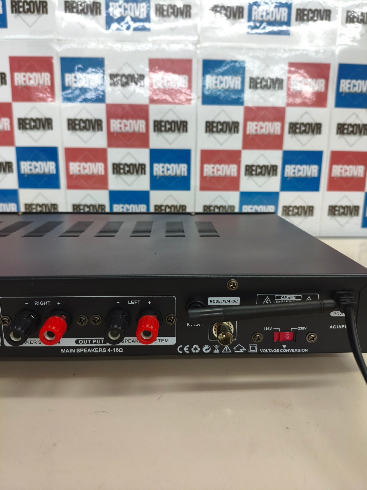 Amplificador de audio Pyle 5 canales Bluetooth para cine en casa y rack