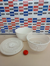 Escurridor para ensaladas y verduras con manivela, diseño Innovador con rejilla de evacuación de agua y bol-ensaladera, eficaz y fácil de usar con el asa de tirar Moulinex Escurridor K10101