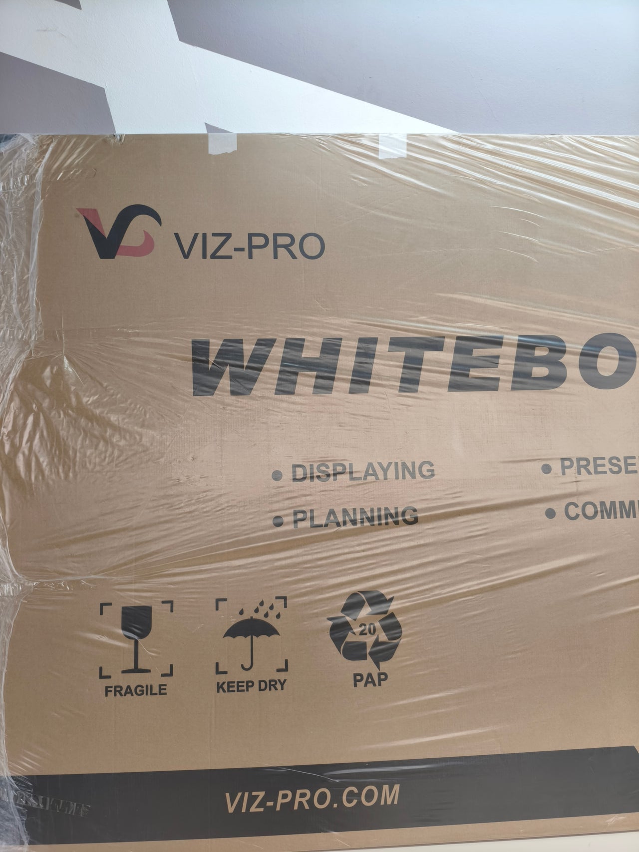 Pizarra blanca magnética VIZ-PRO 180 × 120 cm,