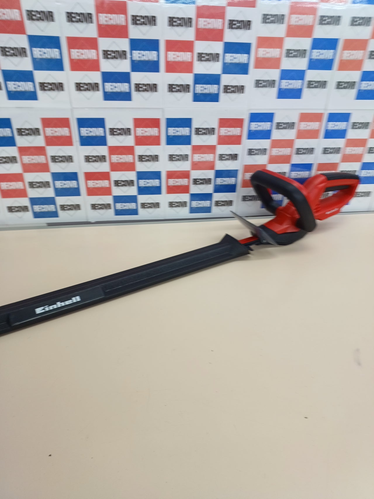 Cortasetos batería 18V 46 cm Power X-Change - Einhell