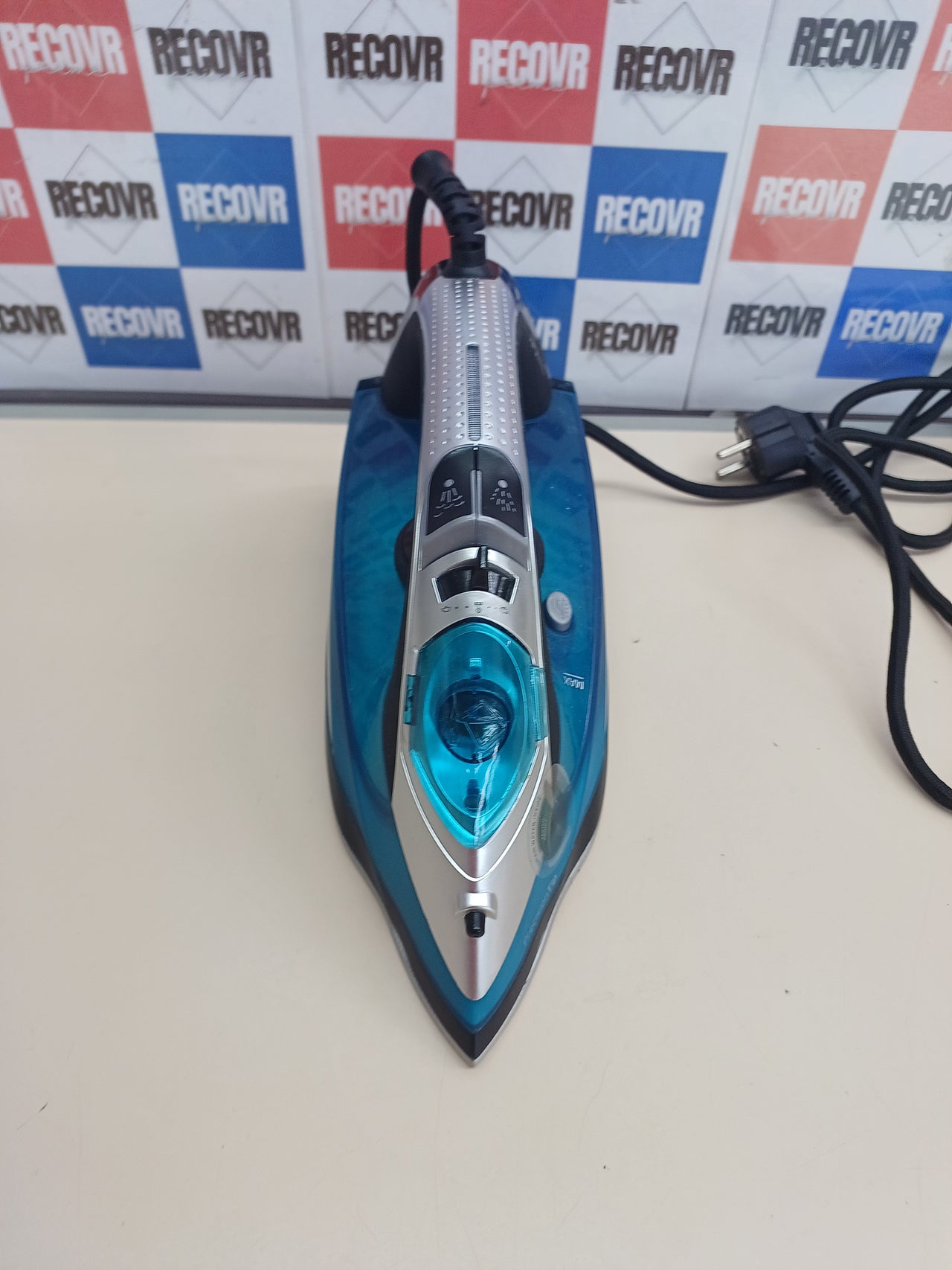 Plancha vapor 2600W 55g continuo 200g golpe Cecotec