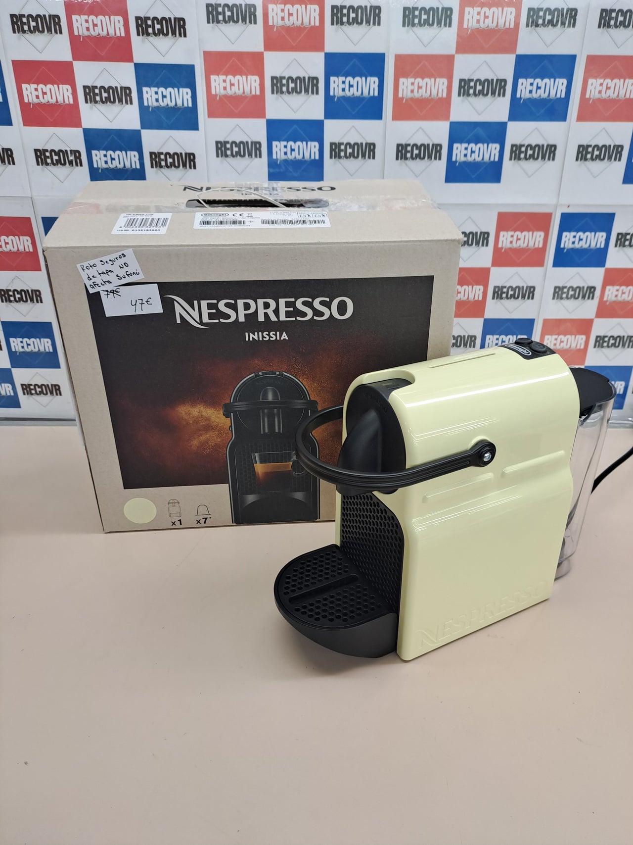 Cafetera Nespresso Inissia DeLonghi