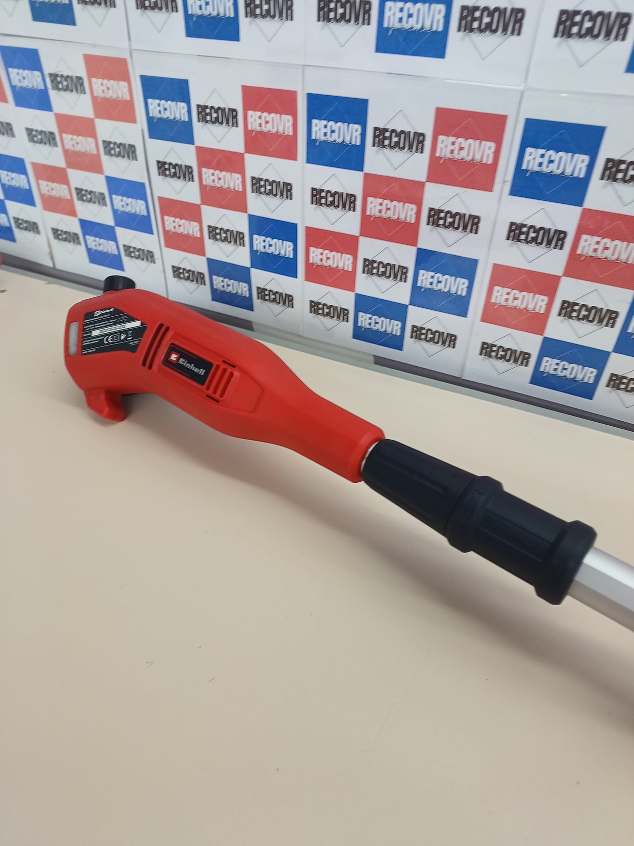 Podadora altura eléctrica 750W 18 cm Einhell