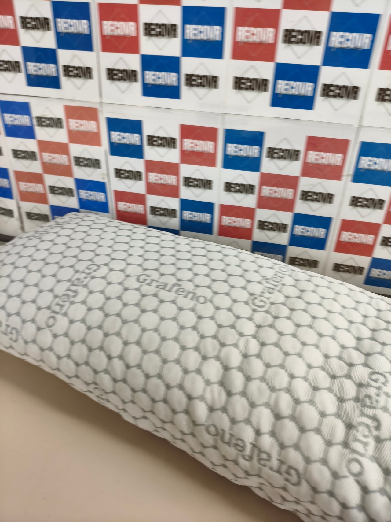 Almohada viscoelástica de carbono Homey 135x40 cm antiestrés