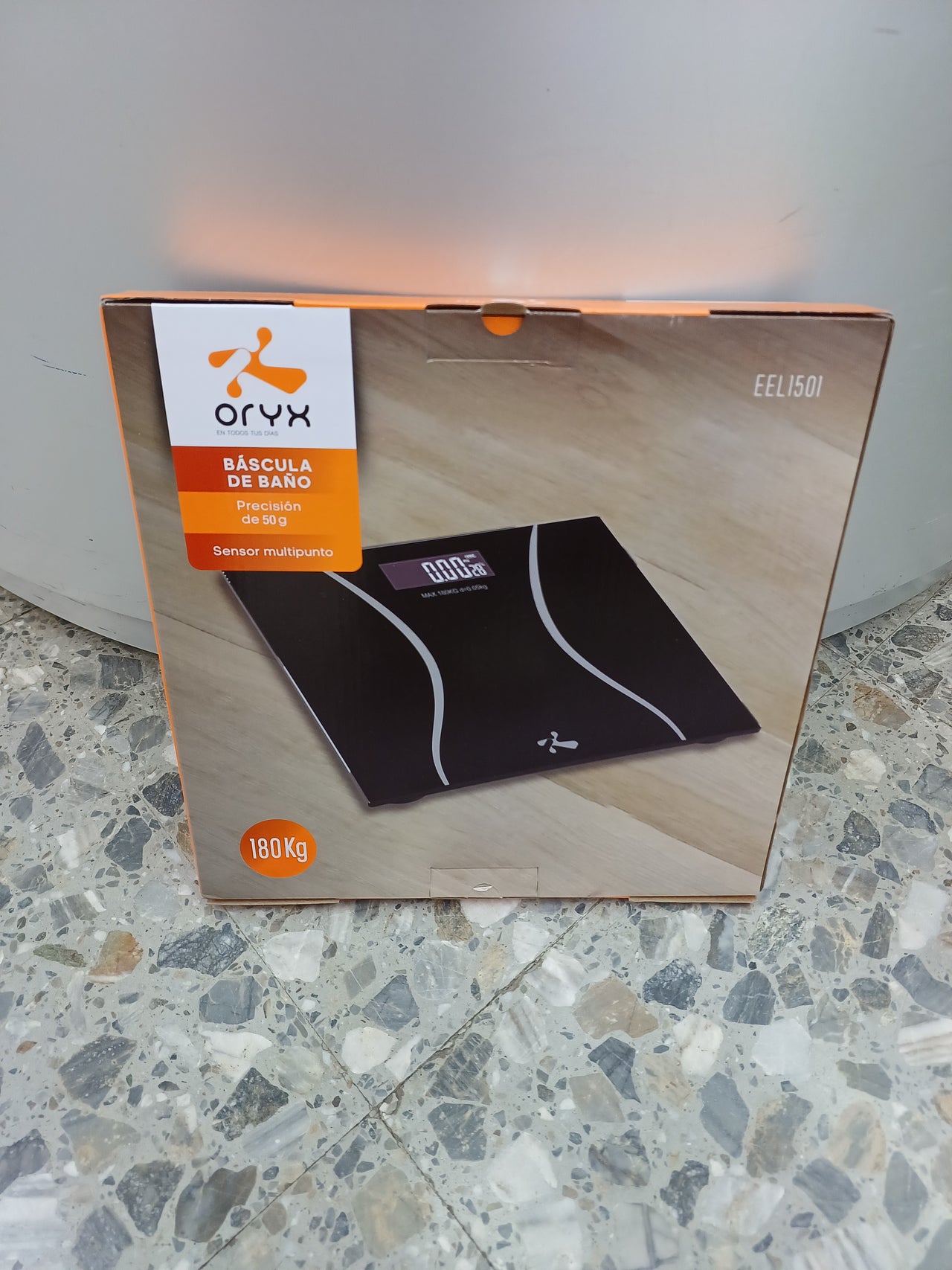 Báscula de Baño, preción de 50 g, sensor multipunto, hasta 180 kg Oryx EEL1501