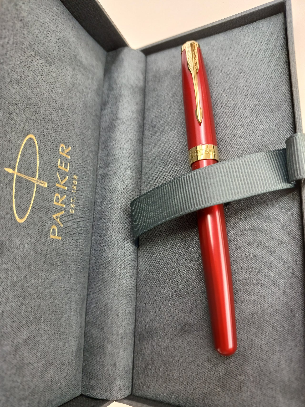Pluma estilográfica Parker Sonnet Rojo Dorado