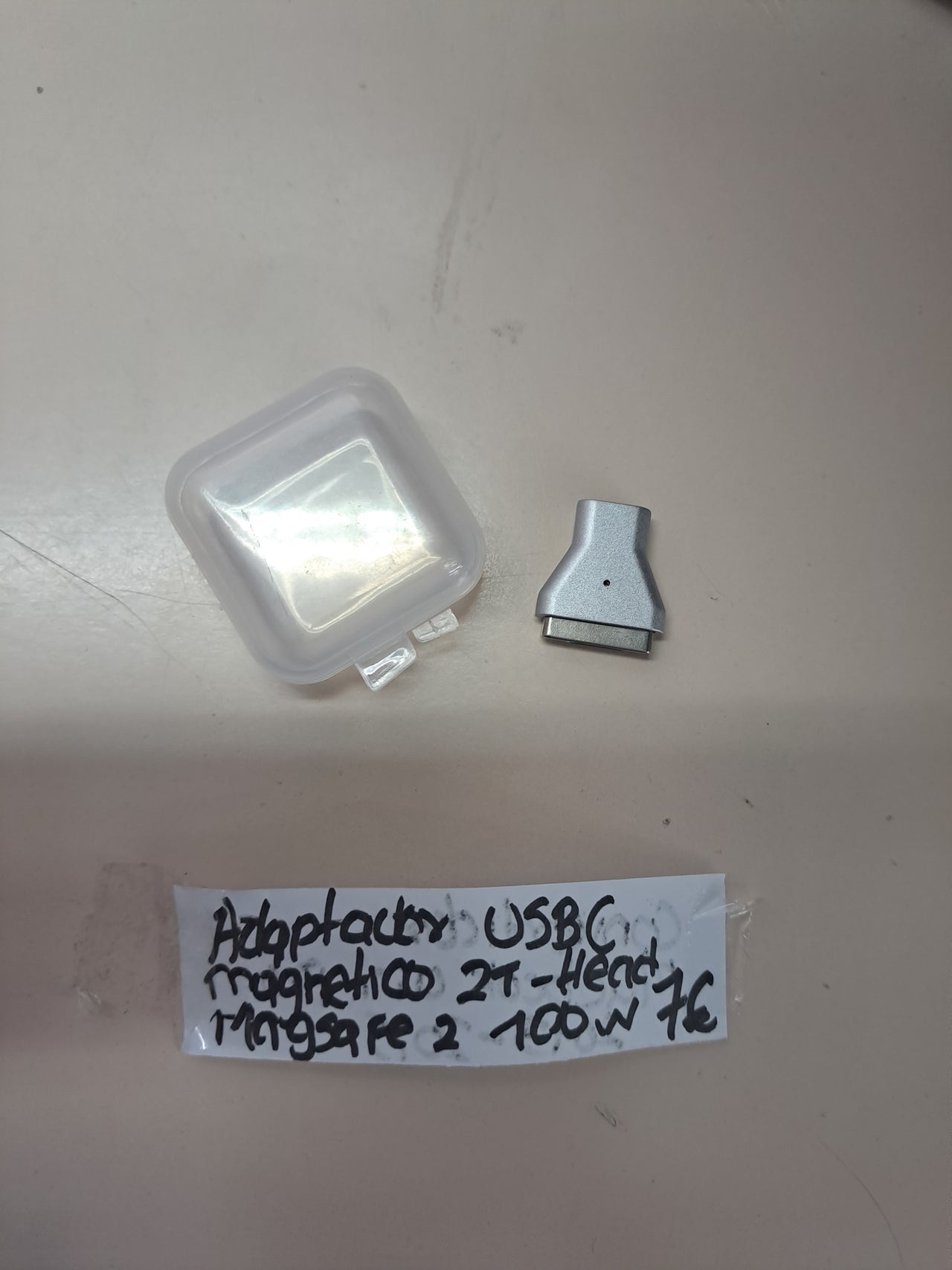 Adaptador USB-C Magnético 21T-Hand MagSafe 2