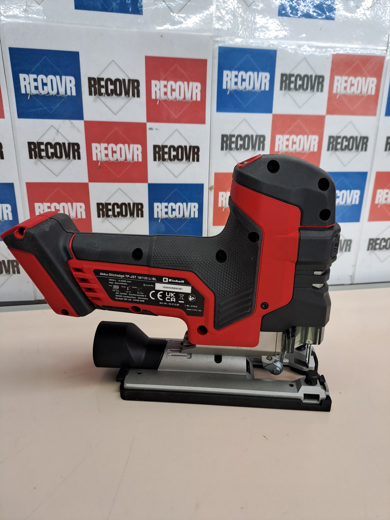 Sierra de calar batería 18V corte madera Einhell Professional TP-JST 18/135