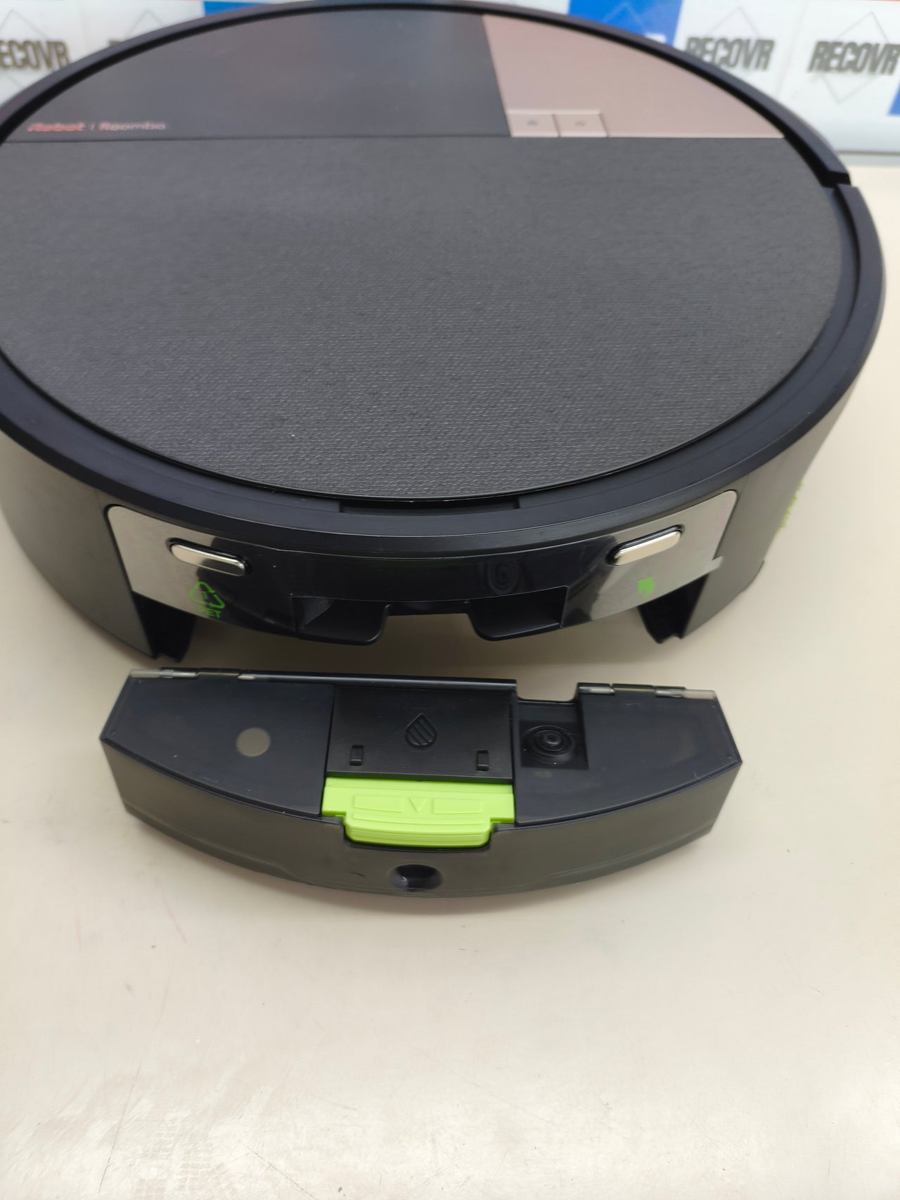 iRobot Roomba Max 705 Combo con base AutoWash y LiDAR 3D
