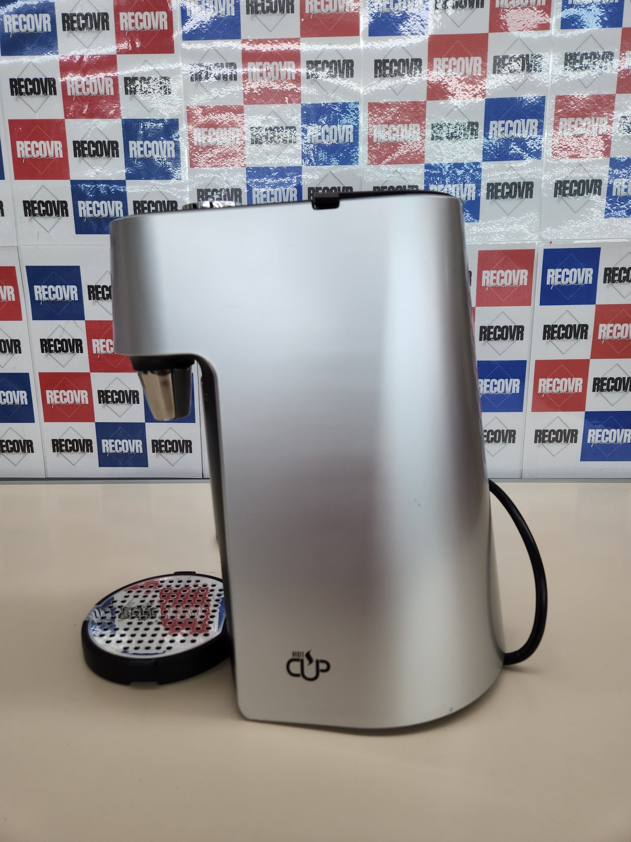 Dispensador 2 L de agua caliente | 3 kW de ebullición rápida | Dispensador variable y ajuste de altura | Plata Breville HotCup