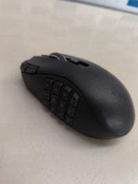Ratón gaming inalámbrico para MMO.