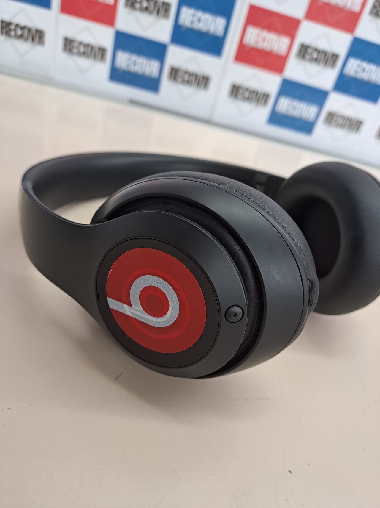 Beats Studio Pro ANC USB-C  negros
