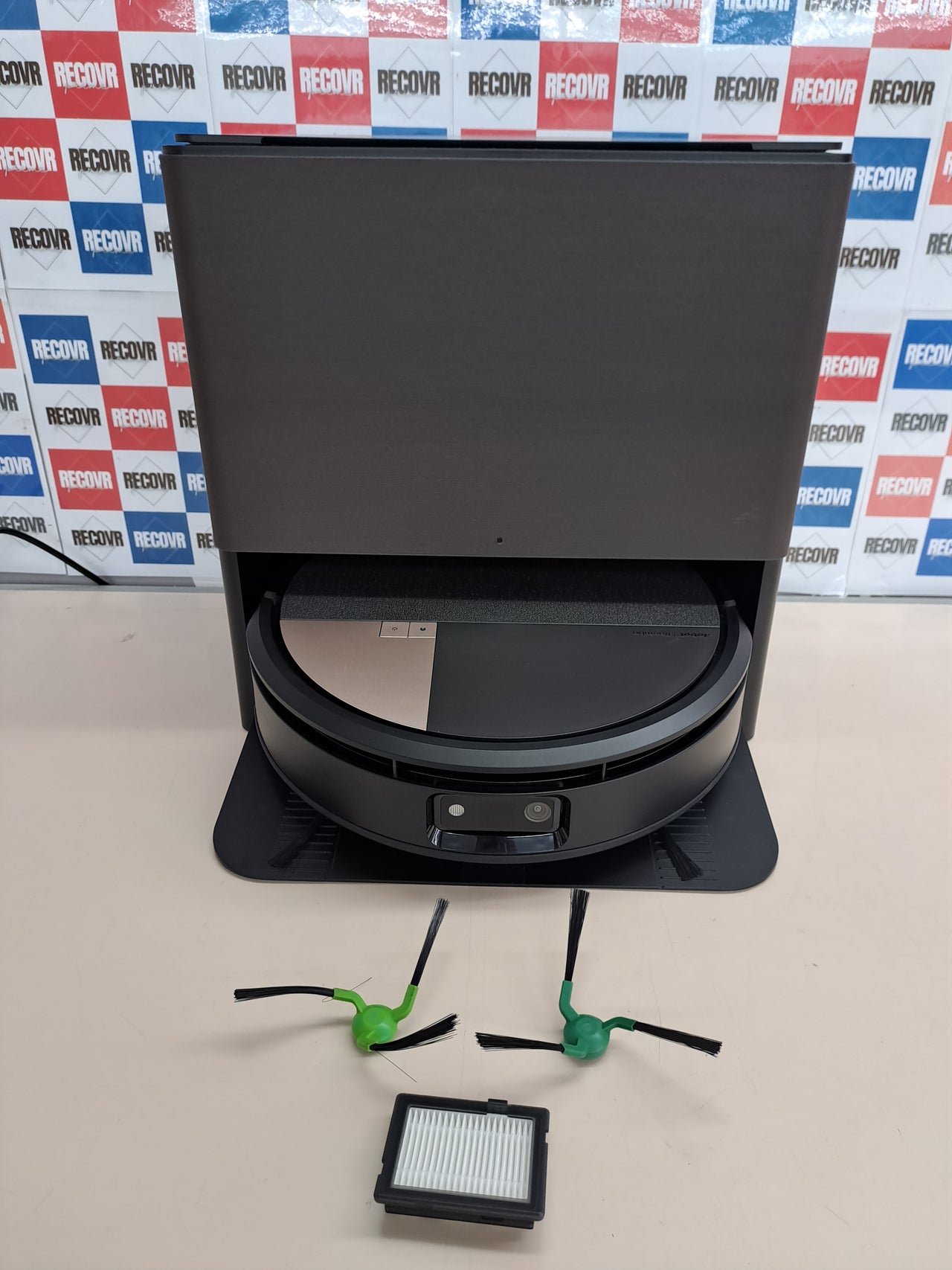 Roomba Max 705 Combo con base AutoWash y LiDAR 3D