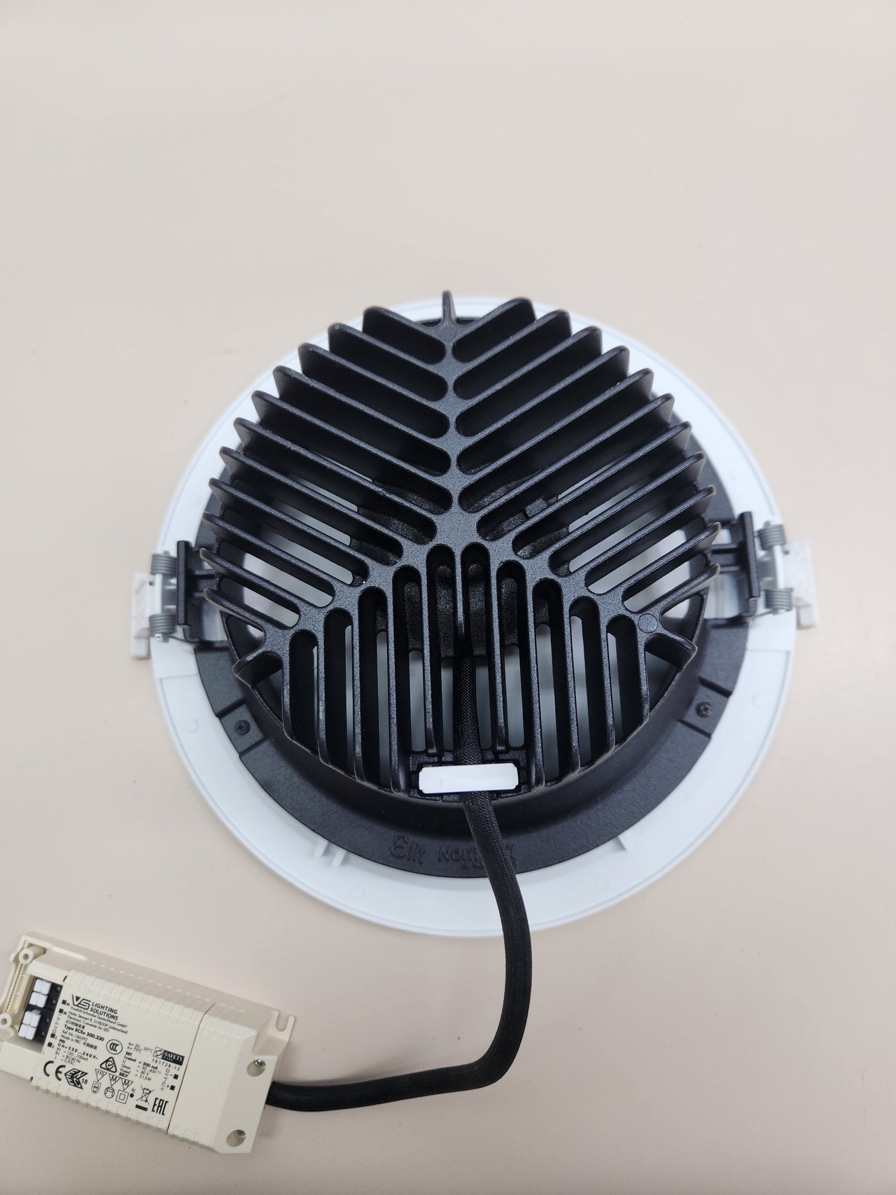 Foco empotrable LED 17,4 W 4000 K Normalit EE34B