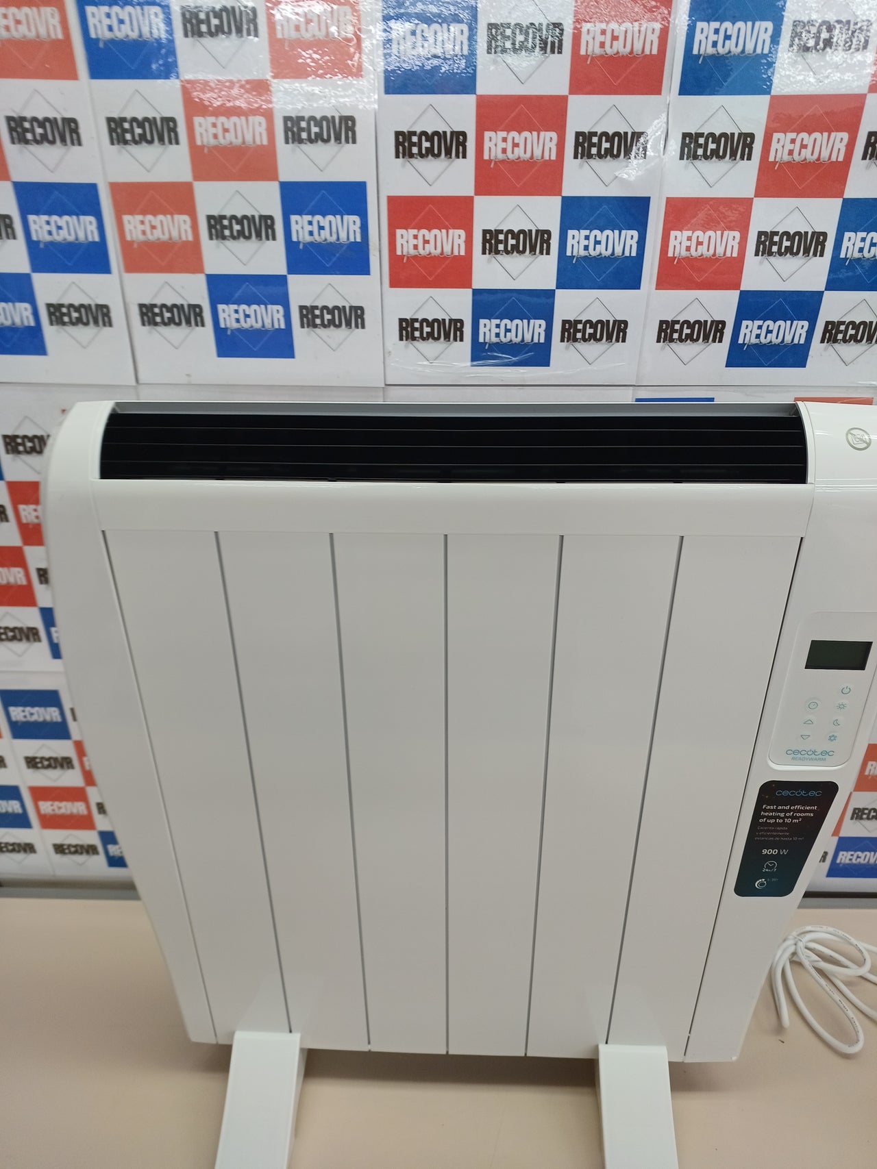 Radiador eléctrico bajo consumo 900 W 6 elementos con mando y temporizador – Cecotec