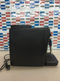 Cafetera espresso automática Philips Serie 2200 con espumador de leche