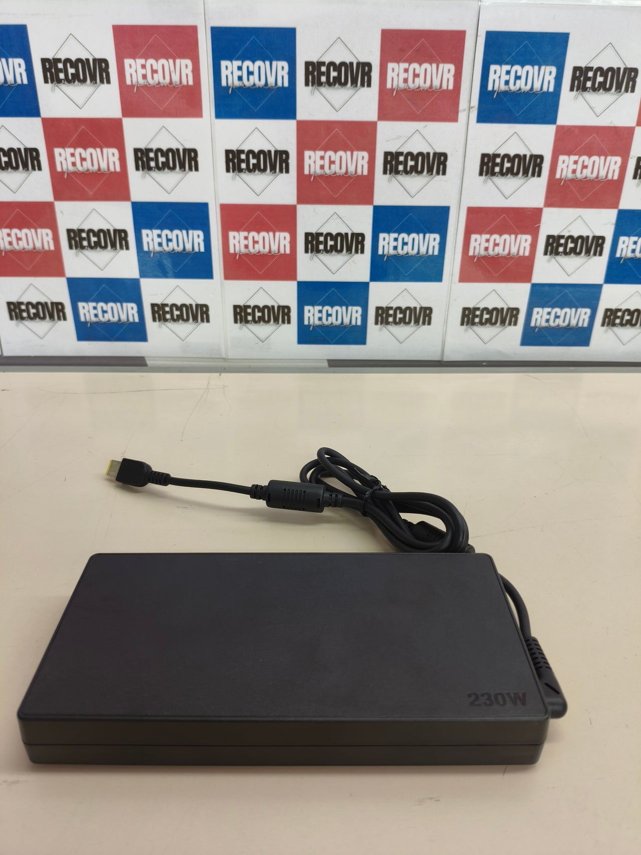 Cargador Lenovo ThinkPad 170W original 4X20E50578