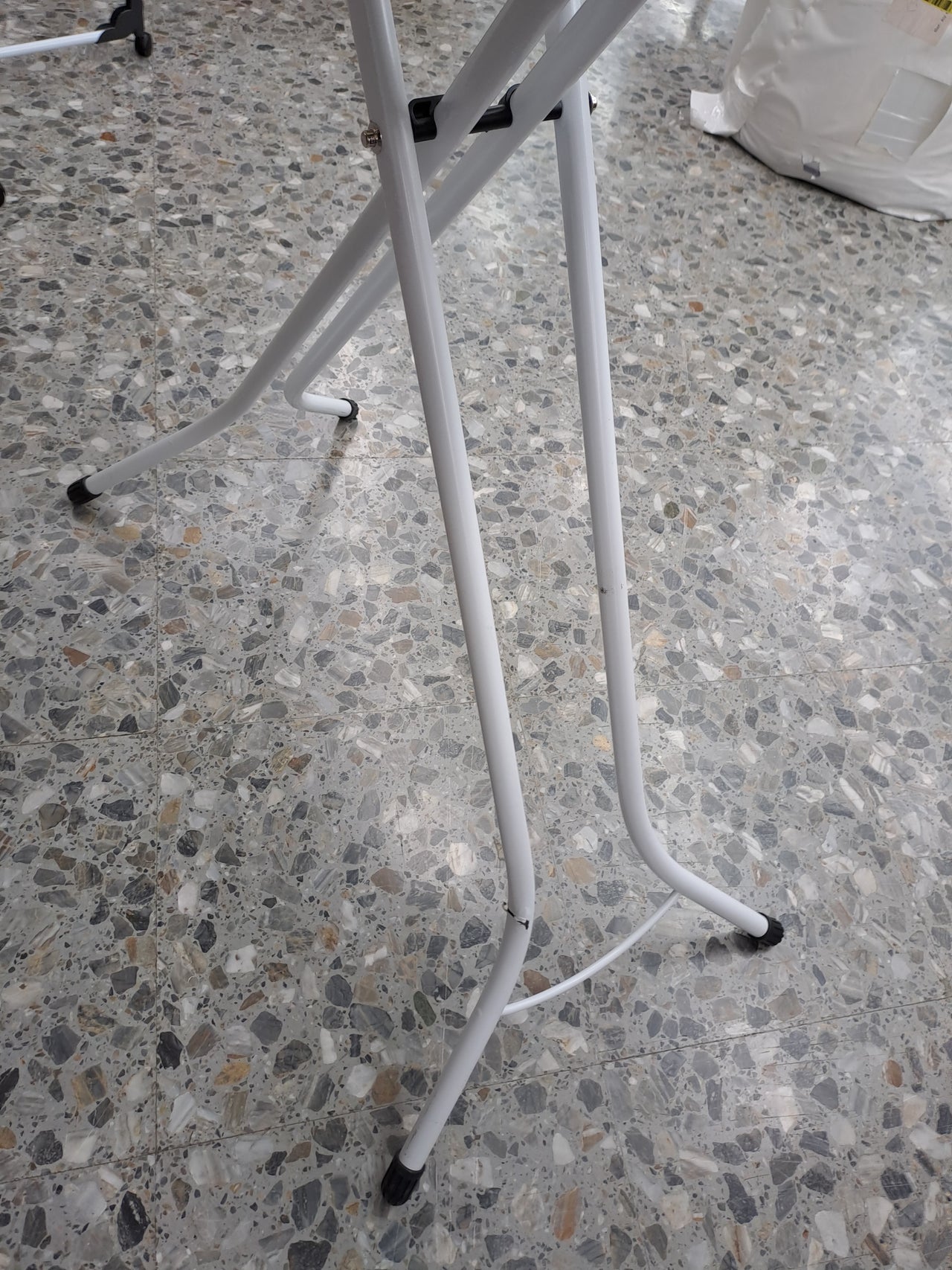 Tabla planchar 124x38 ajustable antideslizante – Brabantia