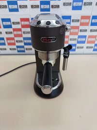Cafetera Espresso De'Longhi Dedica EC685.BK